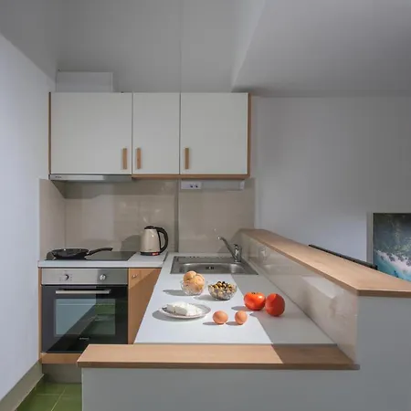 4 Elements Homes * Херсониссос