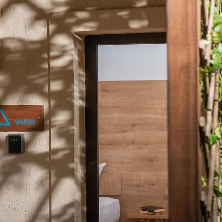 4 Elements Homes Апартаменты